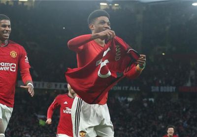 ديالو يمنح مانشستر يونايتد تعادلا مستحقا أمام ليفربول