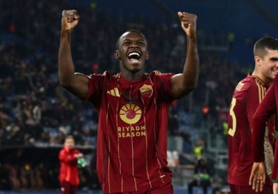 روما يتغلب على لاتسيو بثنائية نظيفة