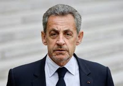 ساركوزي يمثل أمام محكمة بتهمة تمويل حملته الانتخابية من ليبيا