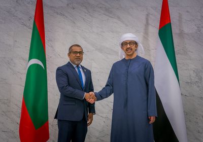 عبدالله بن زايد يستقبل وزير خارجية المالديف في أبوظبي