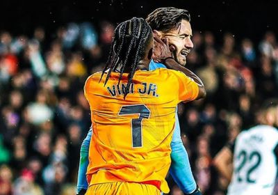 إيقاف فينيسيوس مباراتين بعد اعتدائه على حارس فالنسيا