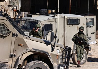 مقتل ثلاثة فلسطينيين بينهم طفلان في قصف إسرائيلي 