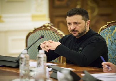 صحيفة أوكرانية: زيلينسكي يعتزم الترشح لولاية رئاسية ثانية