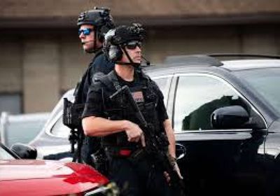 اعتقال رجل حاول إدخال ساطور وسكاكين لمبنى الكونغرس