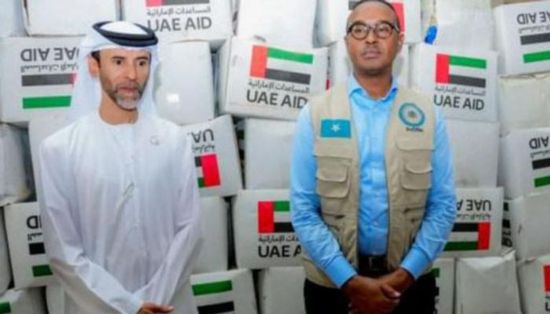 الإمارات ترسل 700 طن إمدادات غذائية للمتضررين من الفيضانات بالصومال