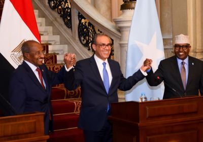 عقب قمة أسمرة.. مصر وإريتريا والصومال تصدران بياناً مشتركاً