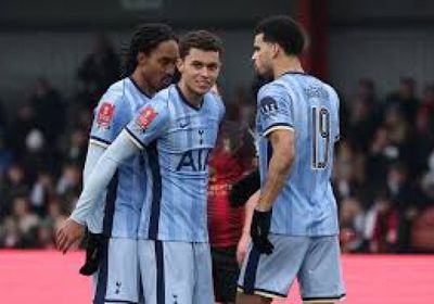 توتنهام يفلت من مفاجأة كبيرة ويفوز على تامورث المغمور