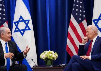 هاتفياً.. نتنياهو يبحث مع بايدن تطورات صفقة الرهائن