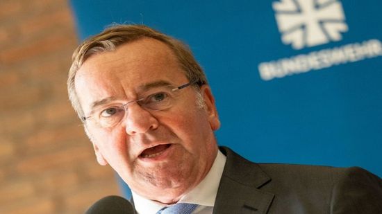 ألمانيا تسلم أوكرانيا أول مدفع ذاتي الحركة من طراز "RCH155"