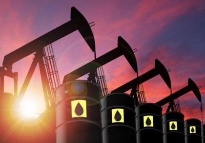 أسعار النفط تسجل خسائر طفيفة في مستهل التعاملات