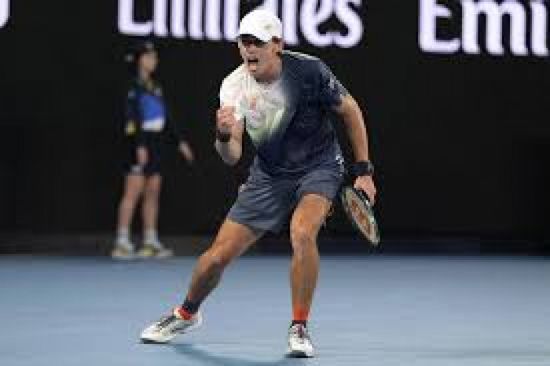 الشاب فونسيكا يصعق روبليف في مشاركته الأولى ببطولة كبرى للتنس