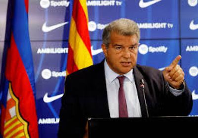 رئيس برشلونة لابورتا ينفي وجود مخالفات في تسجيل أولمو