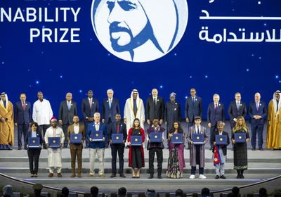 رئيس الإمارات يكرم الفائزين بجائزة زايد للاستدامة لعام 2025