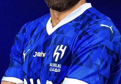 بعد نشر صورته بقميص النادي.. هل تعاقد الهلال السعودي مع محمد صلاح؟