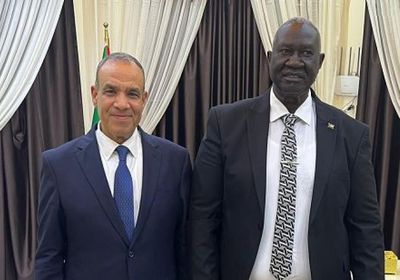 وزير الخارجية المصري يلتقي نائب رئيس مجلس السيادة في بورسودان