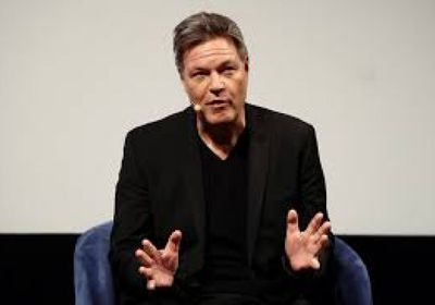 نائب المستشار الألماني يدعو إلى بذل الجهود لتحويل اتفاق غزة إلى واقع