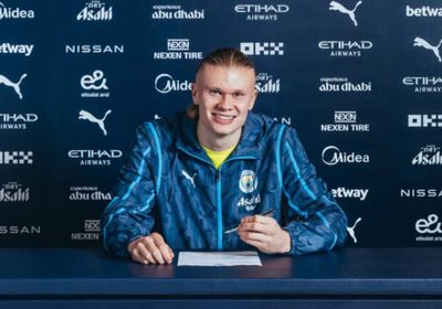 جوارديولا: تمديد عقد هالاند لعشر سنوات خبر استثنائي لسيتي