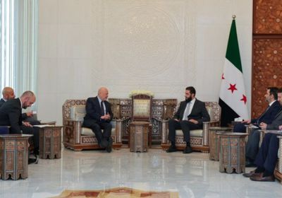 مدعي عام المحكمة الجنائية الدولية كريم خان يلتقي أحمد الشرع