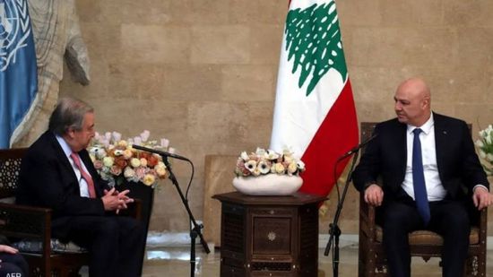 الرئيس اللبناني يطالب بانسحاب إسرائيل ووقف الخروقات