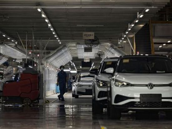 المنافسة الصينية تهبط بمبيعات "فولكس" 2.3%