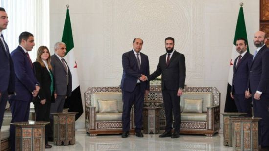 سوريا تدعو إلى رفع العقوبات وإعادة الإعمار