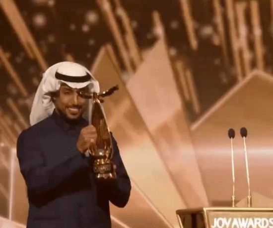 سالم الدوسري يحصد جائزة "جوي أوردز"