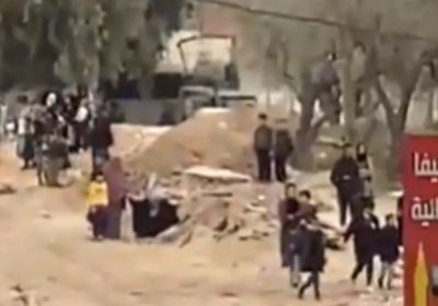 بعد العملية الإسرائيلية.. نزوح فلسطينيين من مخيم جنين