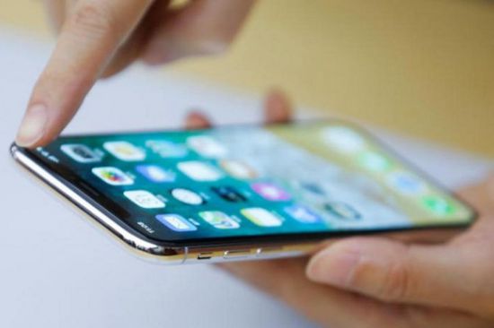 آبل تخسر صدارة سوق الهواتف الذكية في الصين