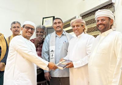 باكريت يصل إلى رباط الإمام علي المشهور في عدن