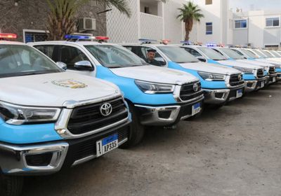 أمن عدن يتسلم دفعة ثالثة من المركبات بدعم إماراتي