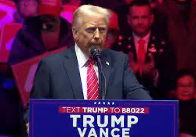 ترامب يطلق عمليات طرد جماعي لمهاجرين غير نظاميين