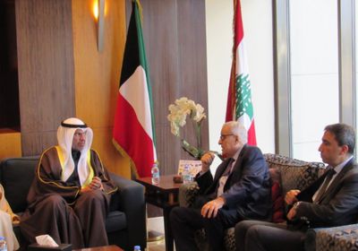وزير الخارجية الكويتي يبدأ زيارة رسمية إلى لبنان
