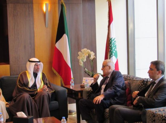 وزير الخارجية الكويتي يبدأ زيارة رسمية إلى لبنان