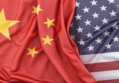 خبير يحذر من حرب تجارية أمريكية صينية وشيكة