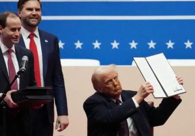 ترامب يأمر بالتحقيق في العجز التجاري الأمريكي