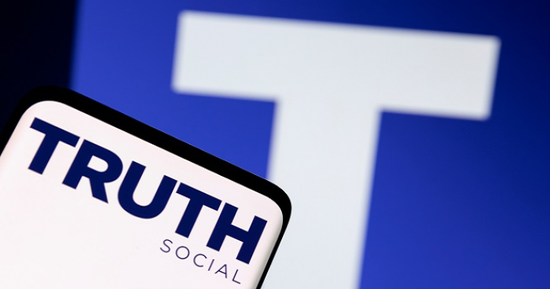 تراجع سهم الشركة المالكة لمنصة "تروث سوشيال"