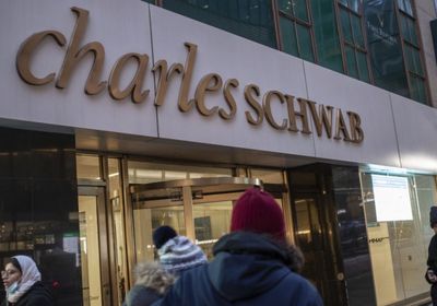 أصول "تشارلز شواب" تتجاوز 10.1 تريليون دولار