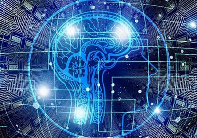 رئيس "ميسترال" يتوقع تحول الذكاء الاصطناعي لأنظمة شاملة