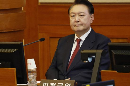 الادعاء في كوريا الجنوبية يوجه اتهاما رسميا بالعصيان للرئيس يون