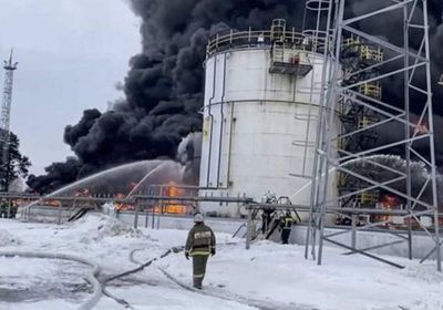 كييف تعلن قصف مصفاة للنفط جنوب العاصمة الروسية