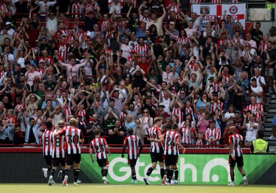 برنتفورد يهزم بالاس في الدوري
