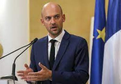 فرنسا تعلن رفع بعض العقوبات عن سوريا