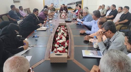 مأمور المنصورة يبحث الخطط المستقبلية لتعزيز مستوى الأداء