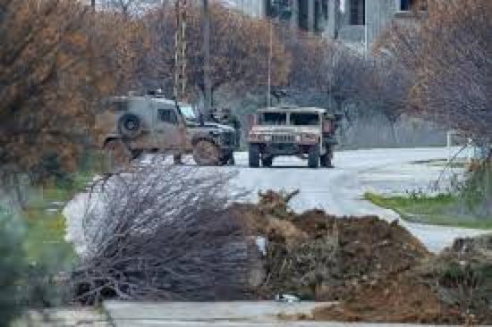 سكان يستعدون لدخول قرى حدودية في جنوب لبنان