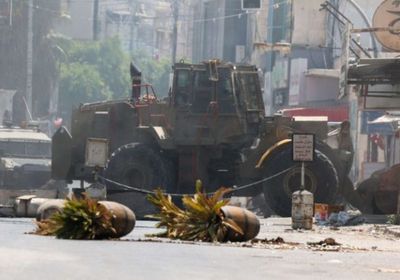 جرافات الاحتلال تدمر منازل في طولكرم
