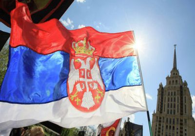 رئيس وزراء صربيا يعلن استقالته مع استمرار الاحتجاجات