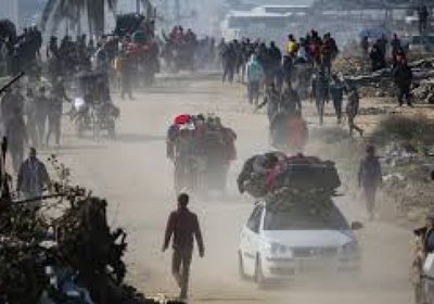 الفلسطينيون يعودون لمدينة غزة والوسطاء يمهدون للمرحلة التالية