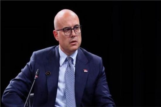 بعد أشهر من المظاهرات.. استقالة رئيس وزراء صربيا من منصبه