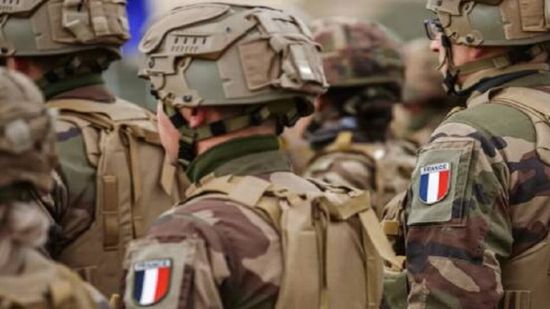 ردًا على تهديدات ترامب.. فرنسا تقترح إرسال قوات إلى غرينلاند