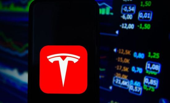 انخفاض سهم "تسلا" رغم رفع أسعار سياراتها في كندا